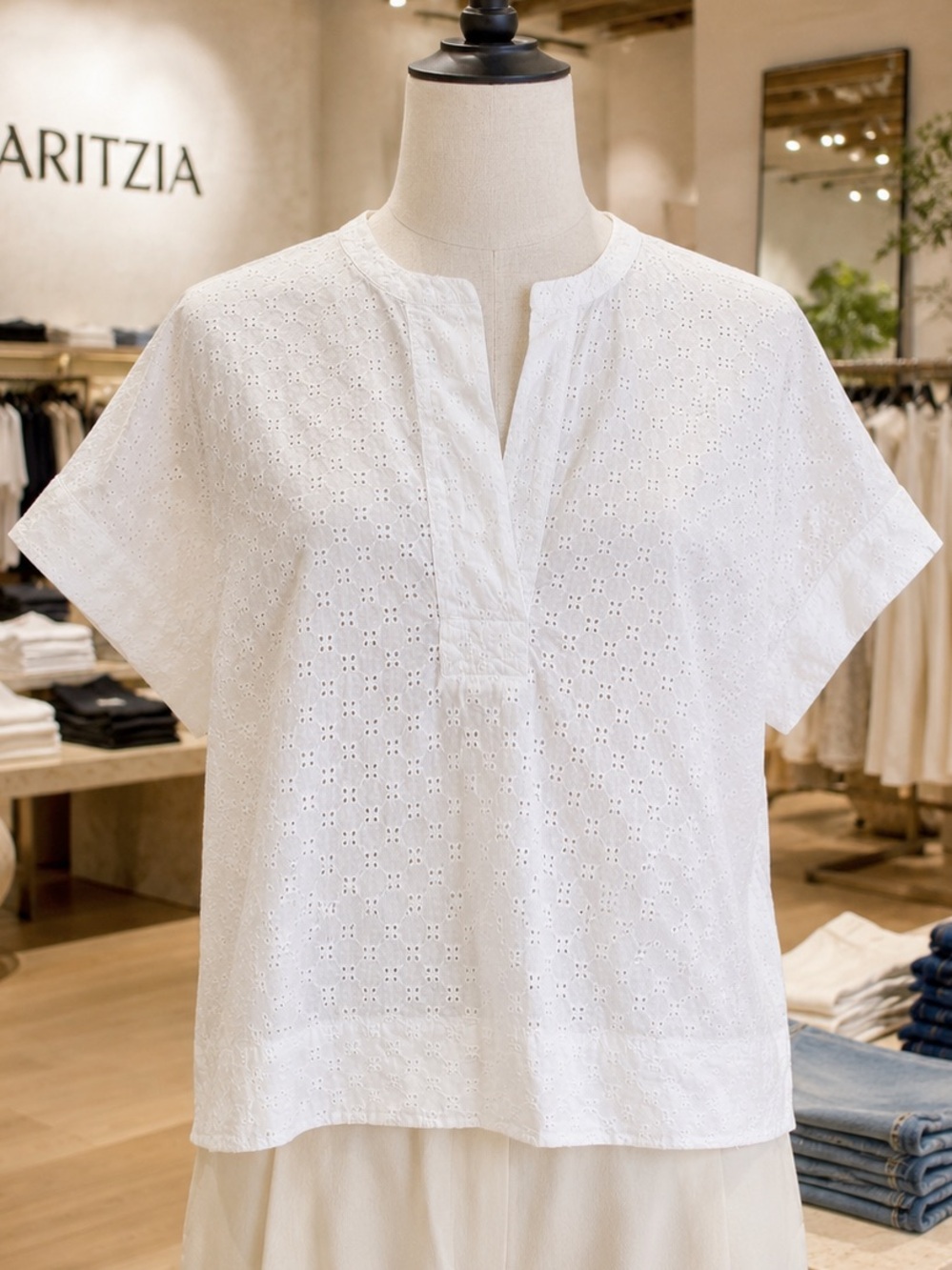 Wilfred Aritzia 100% Cotton Eyelet Embroidered Blouse White Short Sleeve Top S